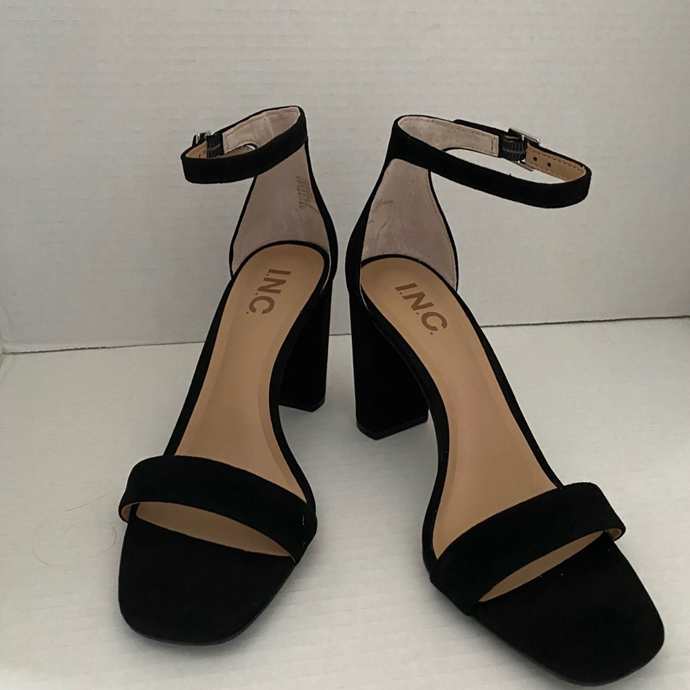 I.N.C International Concept Sexy Black Sandals 3” Heel.